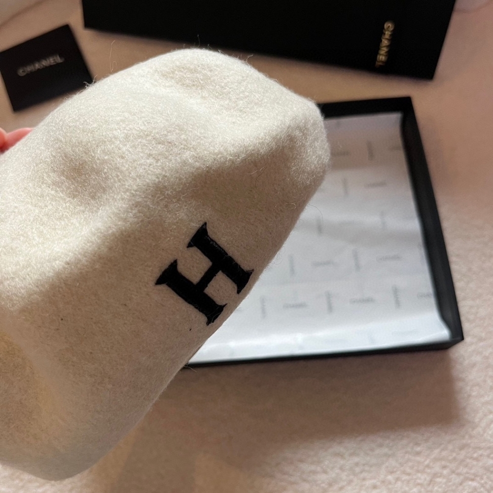 Hermes wool beret